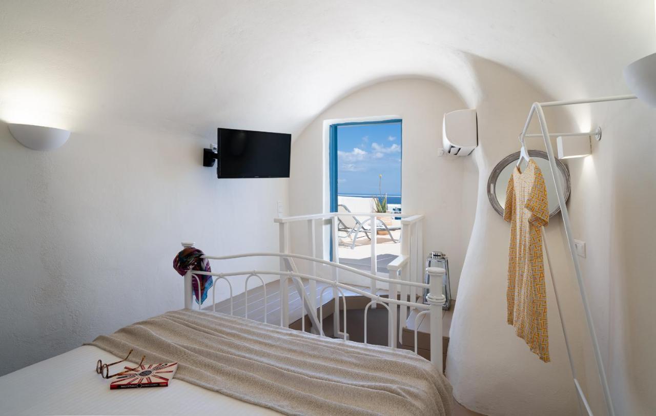 Nalas Suites Emporio  Esterno foto